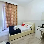Oscar 4*