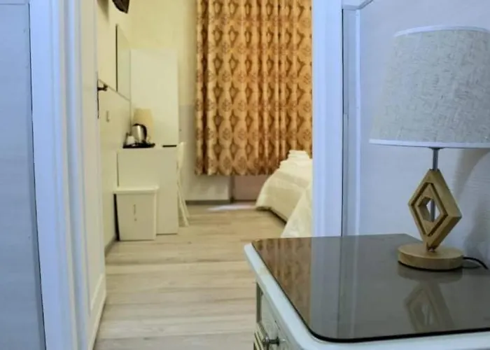 Oscar 招待所 罗马